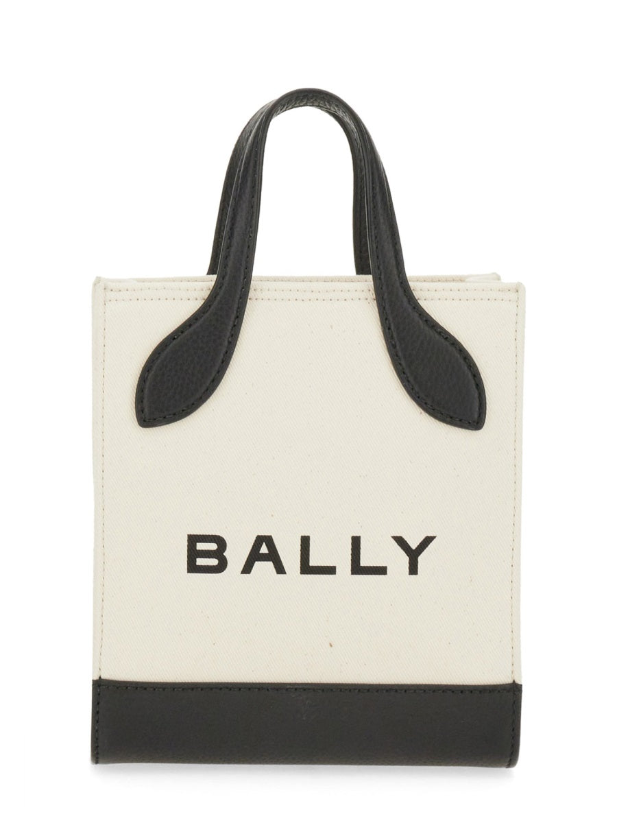 BAG WITH LOGO