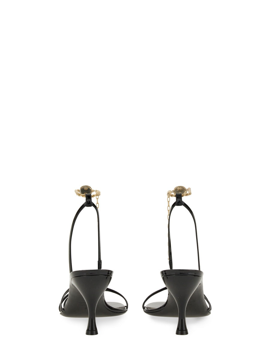 SANDAL WITH CHAIN