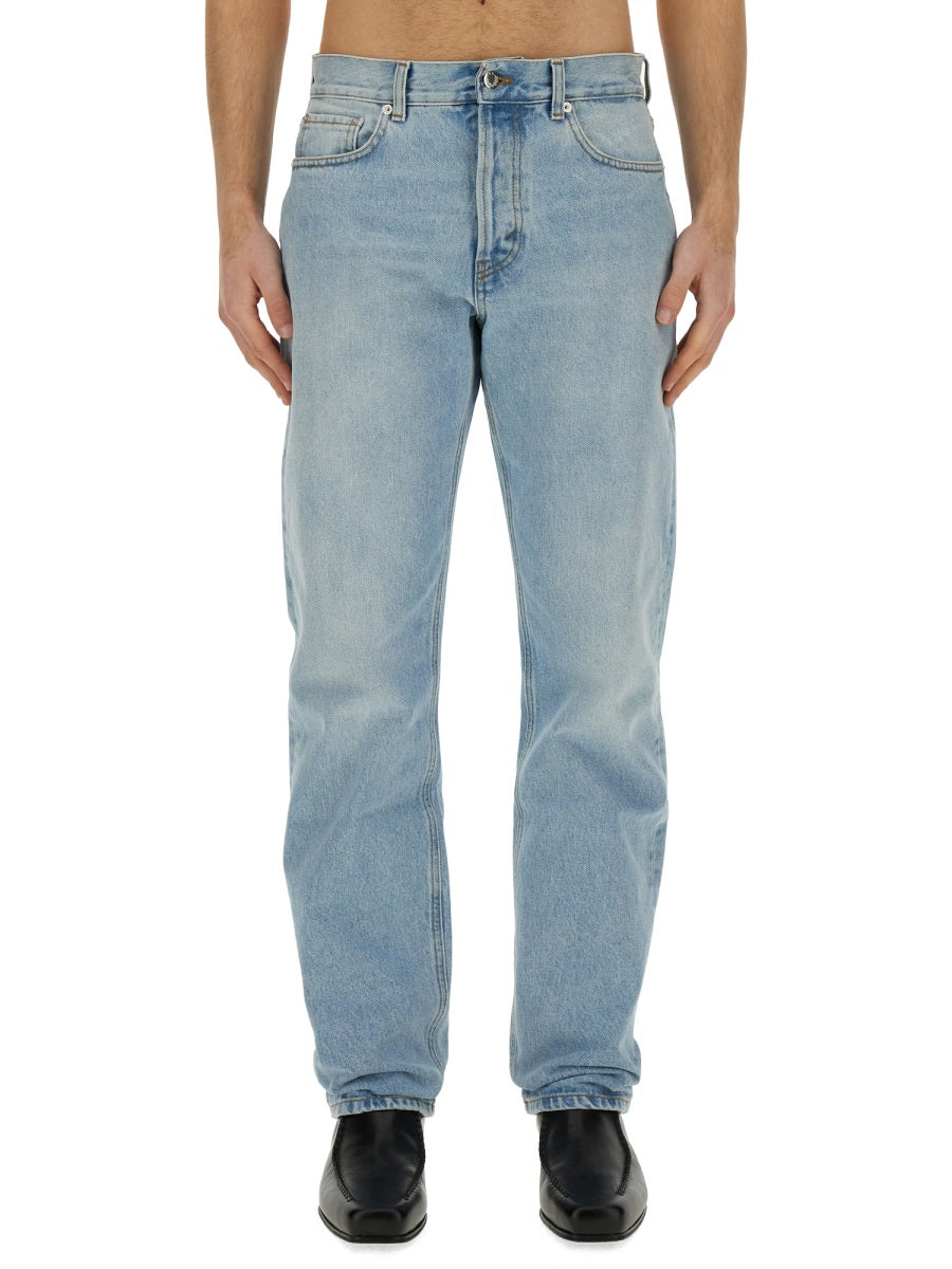 STRAIGHT CUT JEANS