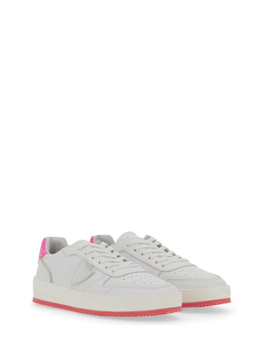 SNEAKER NICE