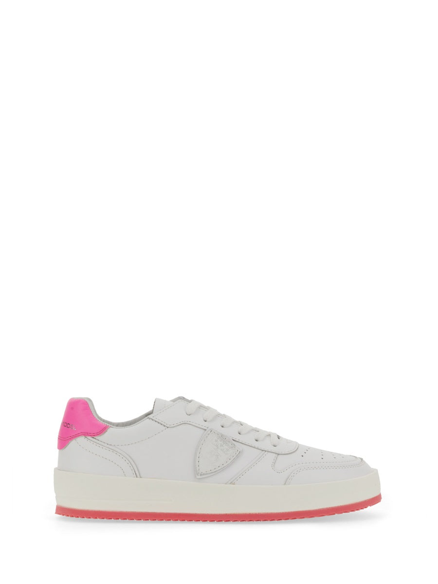 SNEAKER NICE