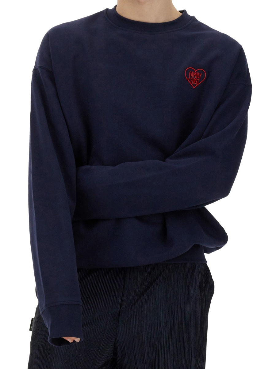 SWEATSHIRT WITH HEART EMBROIDERY
