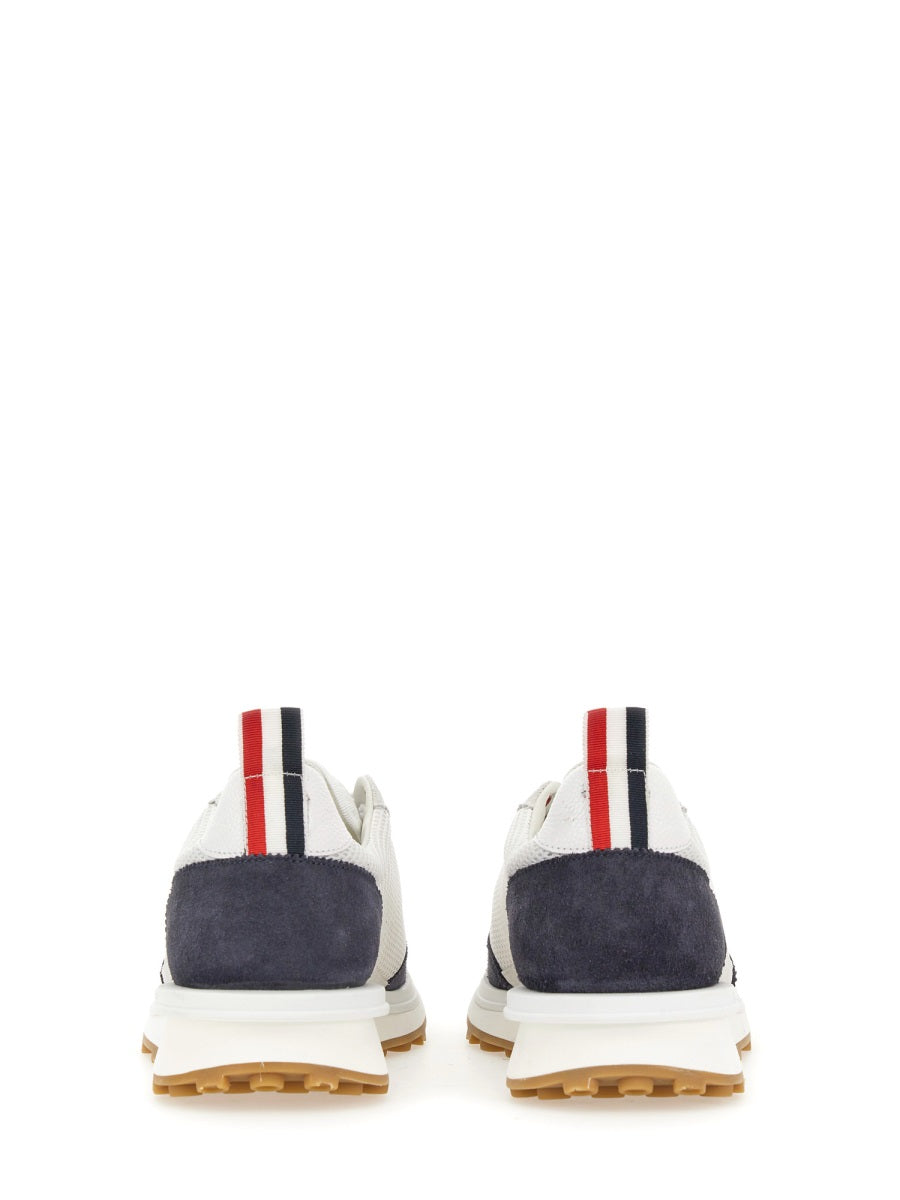 SNEAKER TECH RUNNER