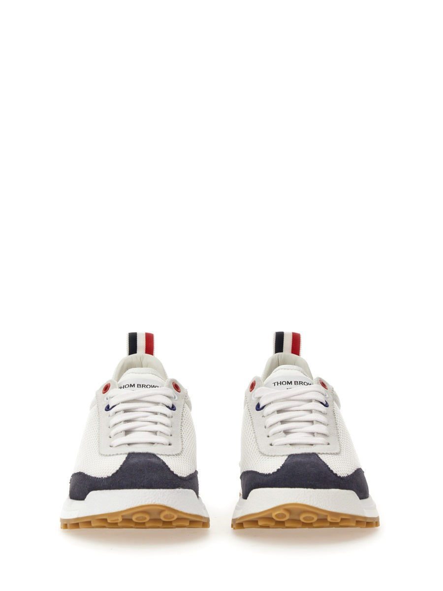 SNEAKER TECH RUNNER