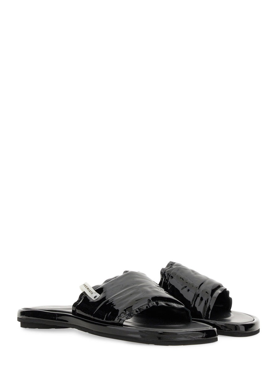 SLIDE SANDAL