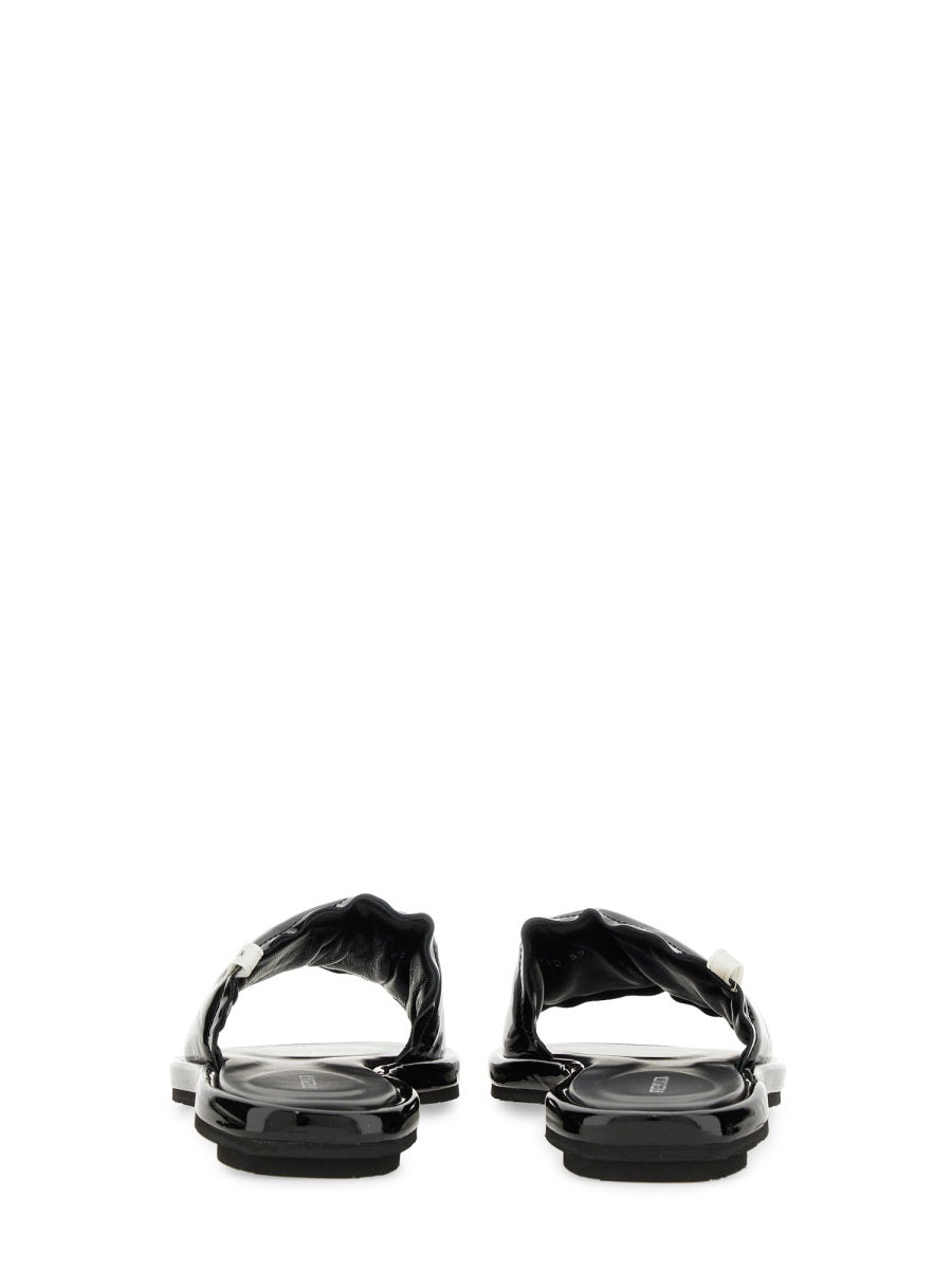 SLIDE SANDAL