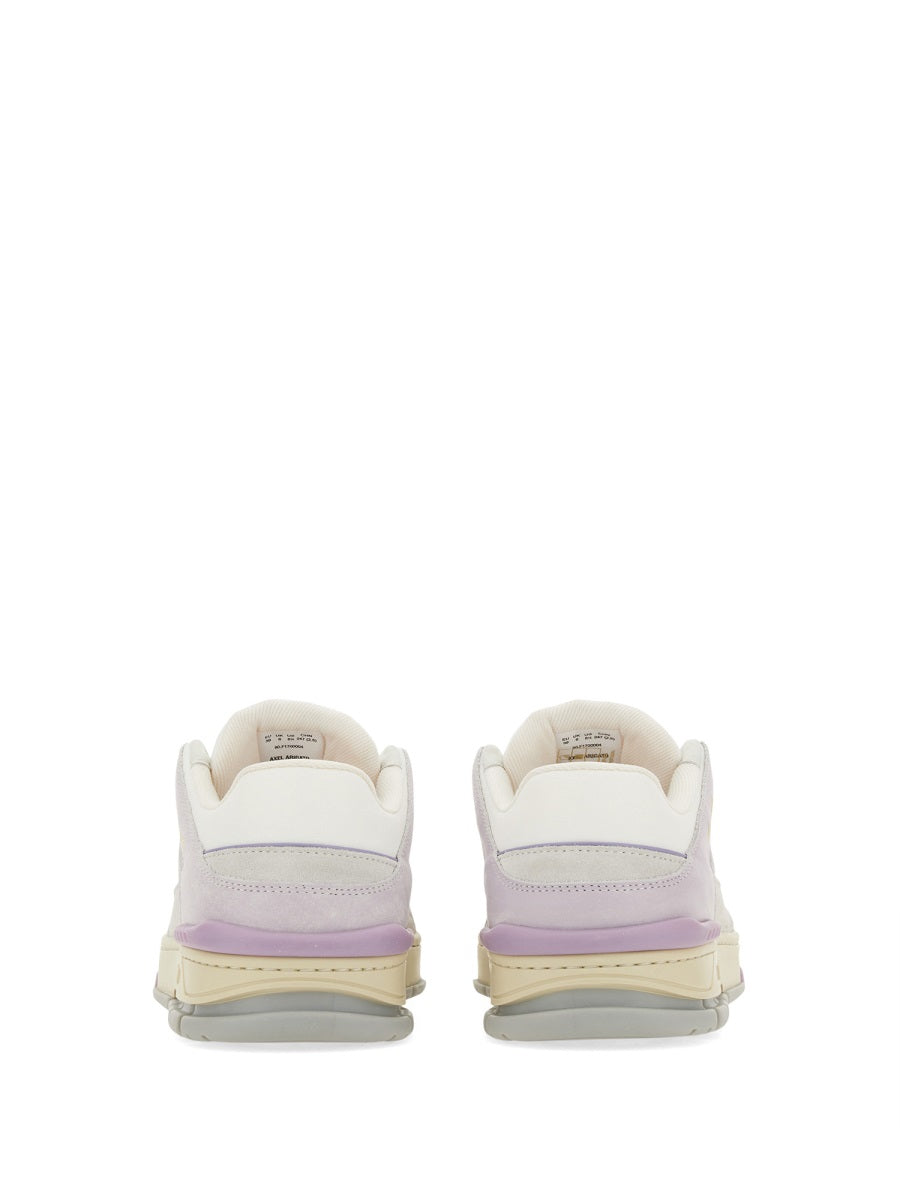 SNEAKER "AREA"