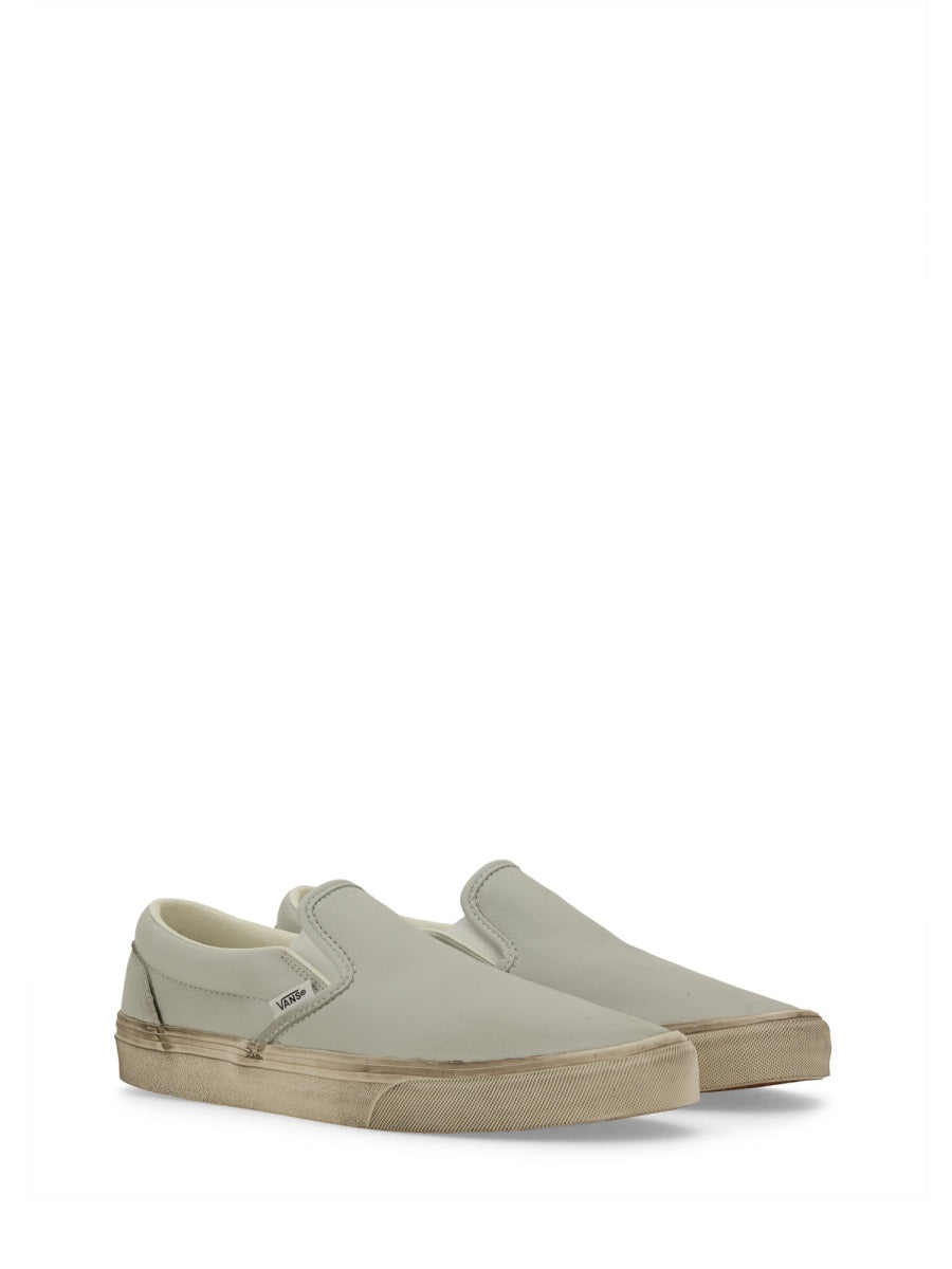SLIP-ON SNEAKER