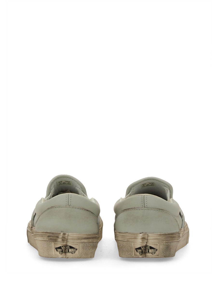 SLIP-ON SNEAKER