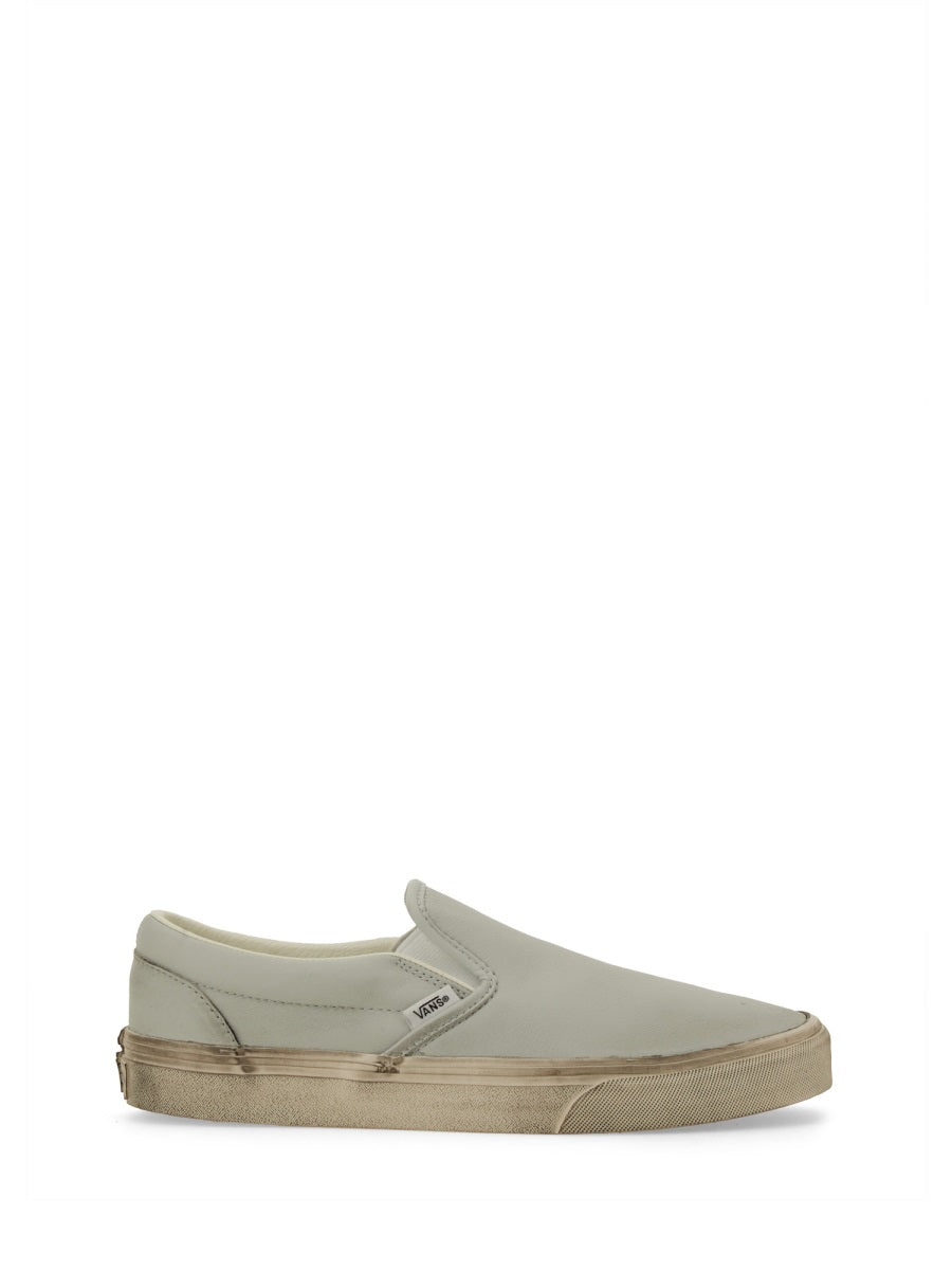 SLIP-ON SNEAKER