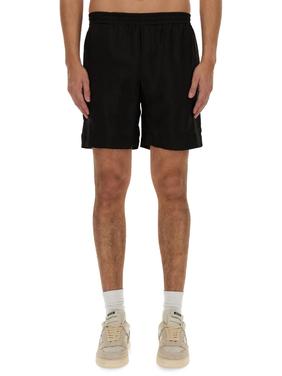 SHORT WITH LOGO