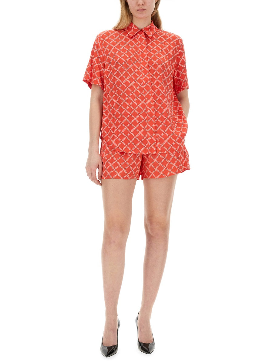 SHORTS WITH LOGO