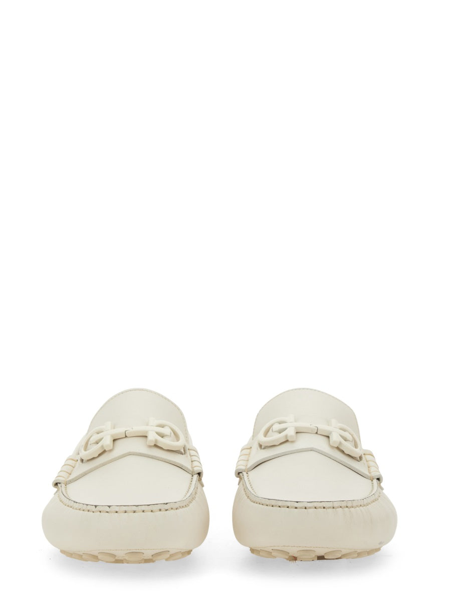 MOCCASIN WITH GANCINI ORNAMENT