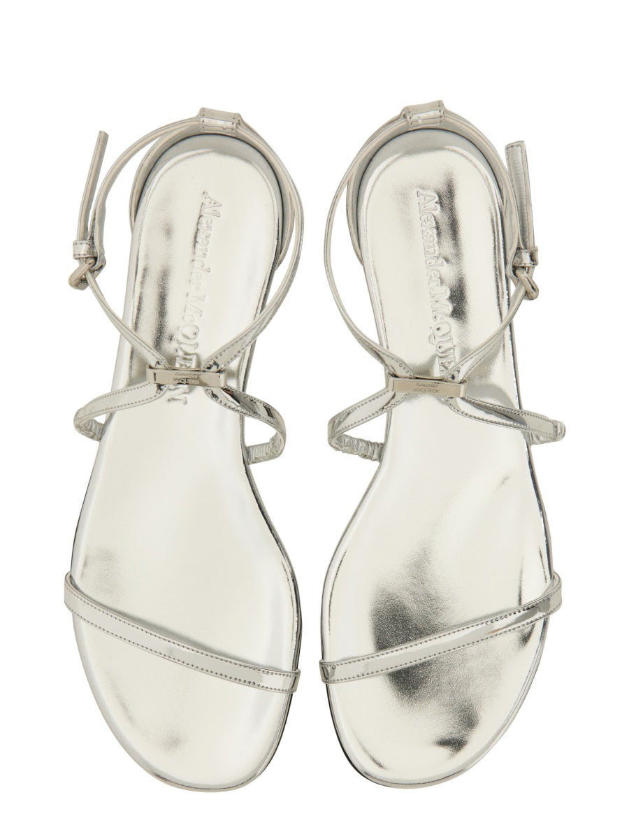 STRAPPY SANDAL