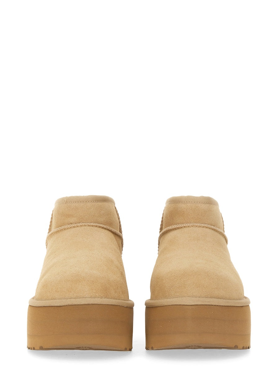 CLASSIC ULTRA MINI BOOT WITH PLATFORM