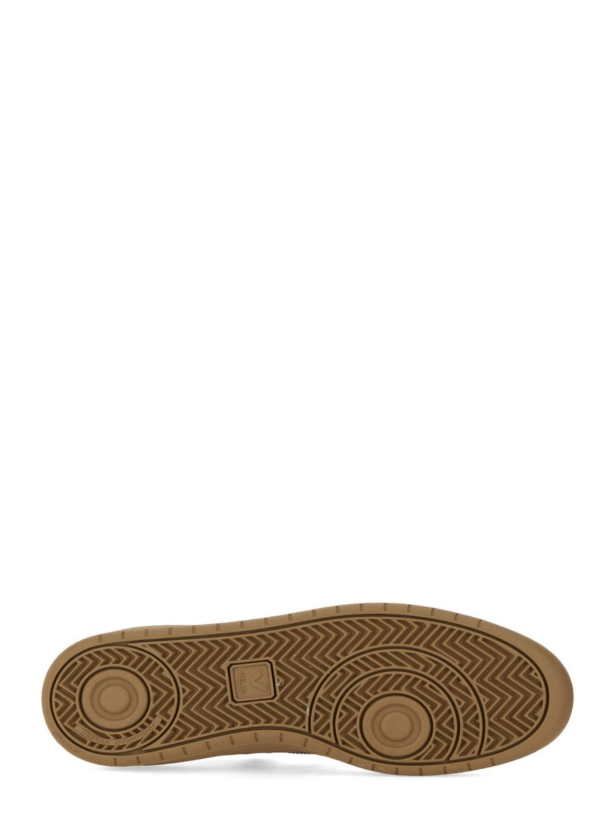 SNEAKER "V-12"