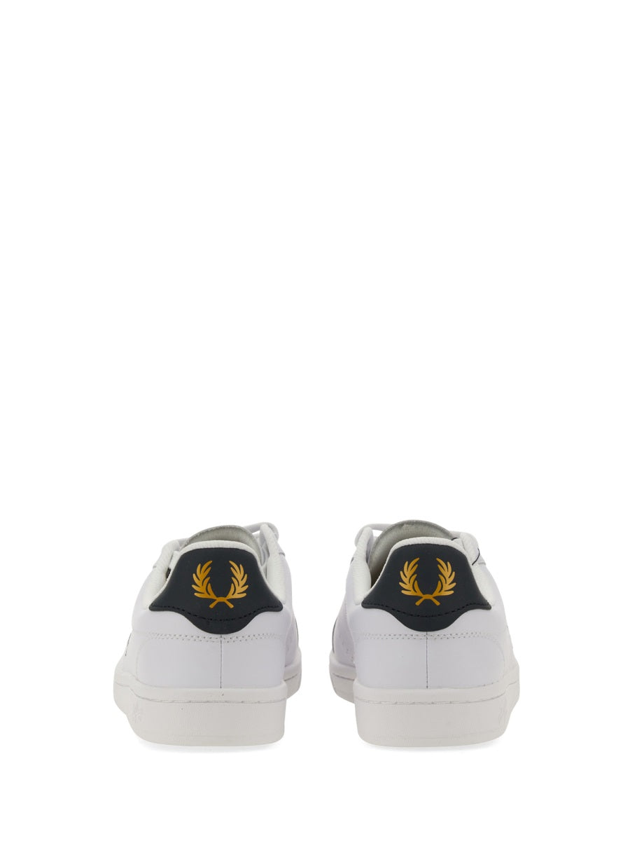 SNEAKER "B721"
