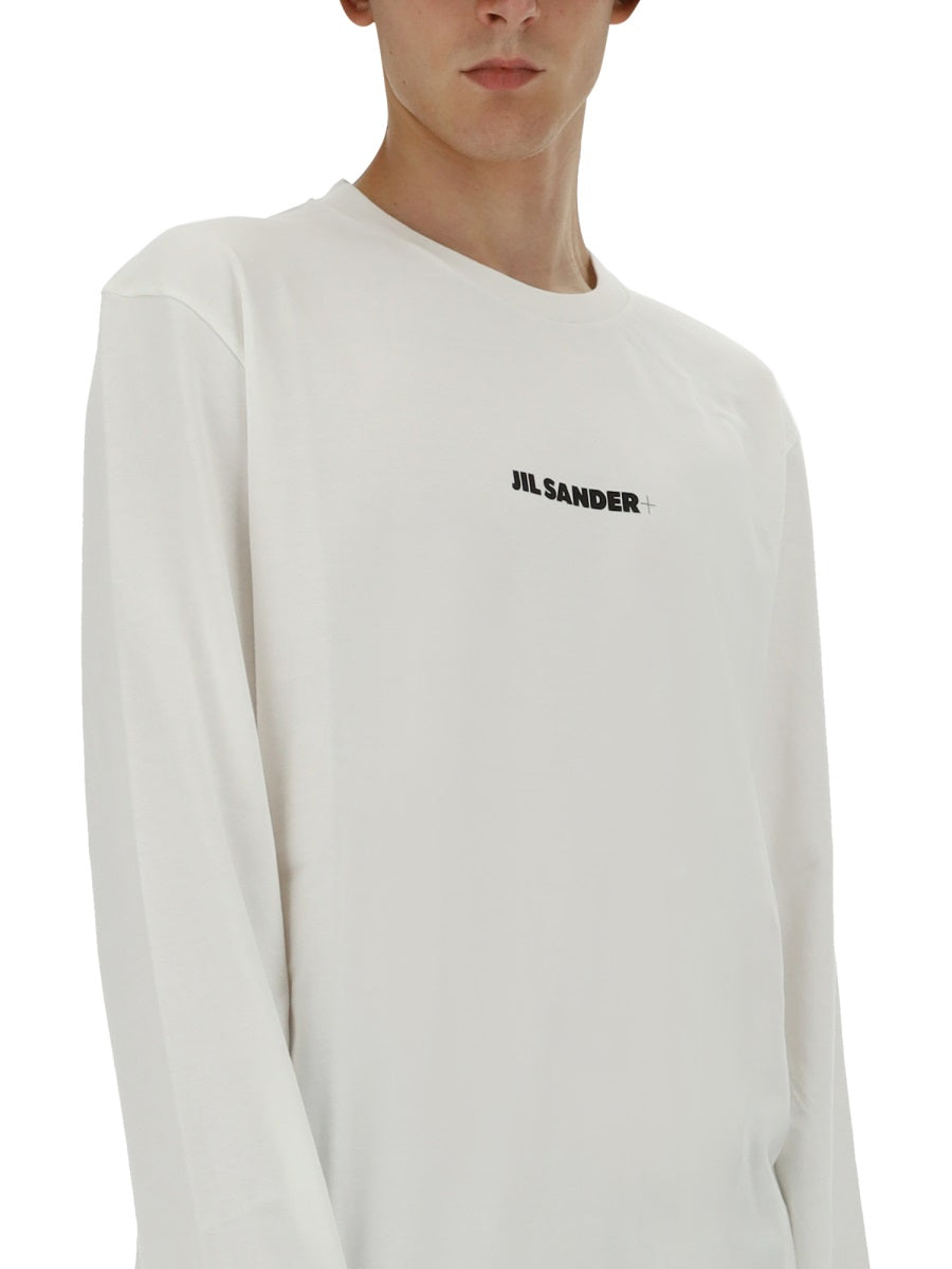 T-SHIRT WITH LOGO