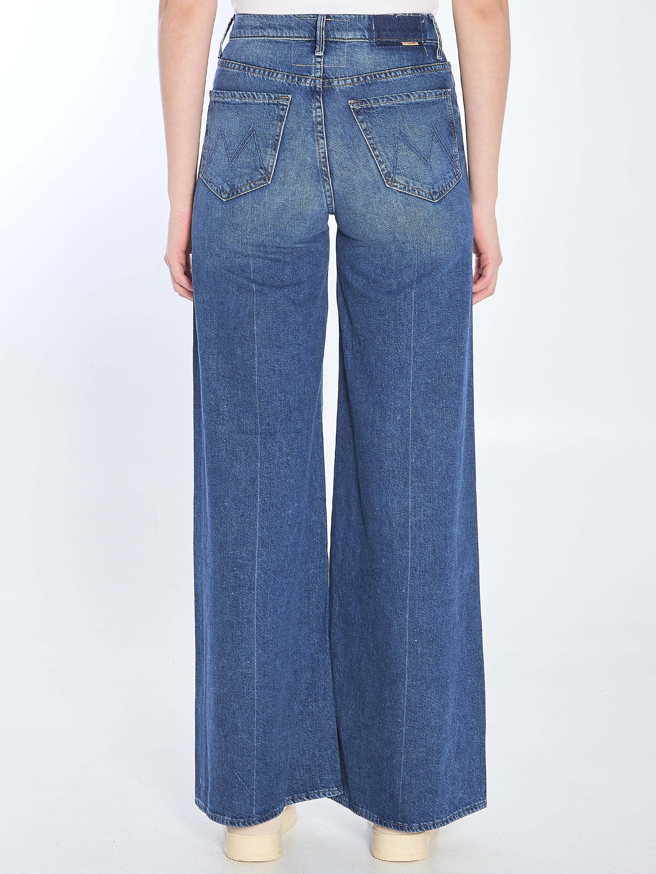 The Swisher Sneak Fray jeans