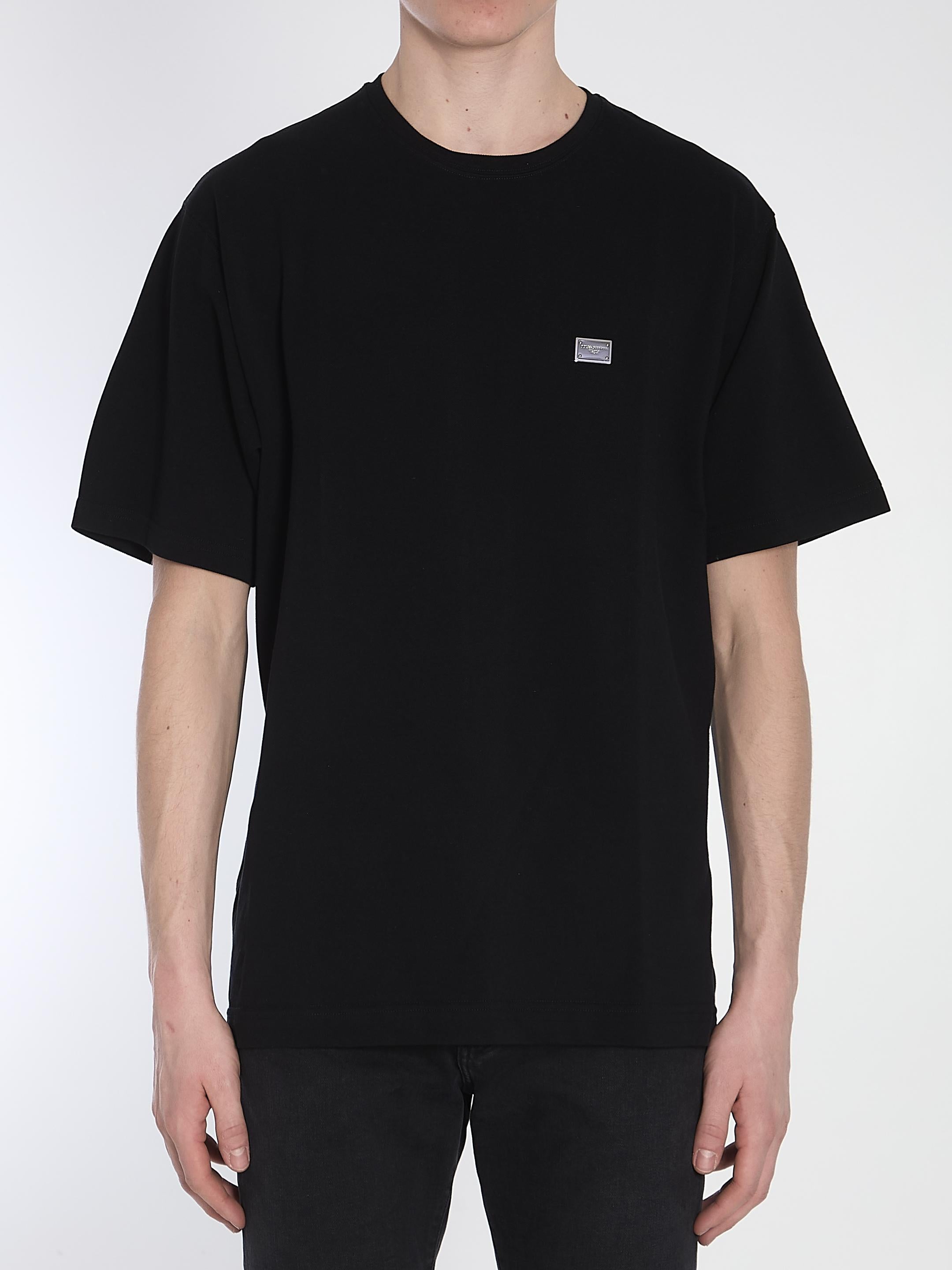 T-shirt with plaque