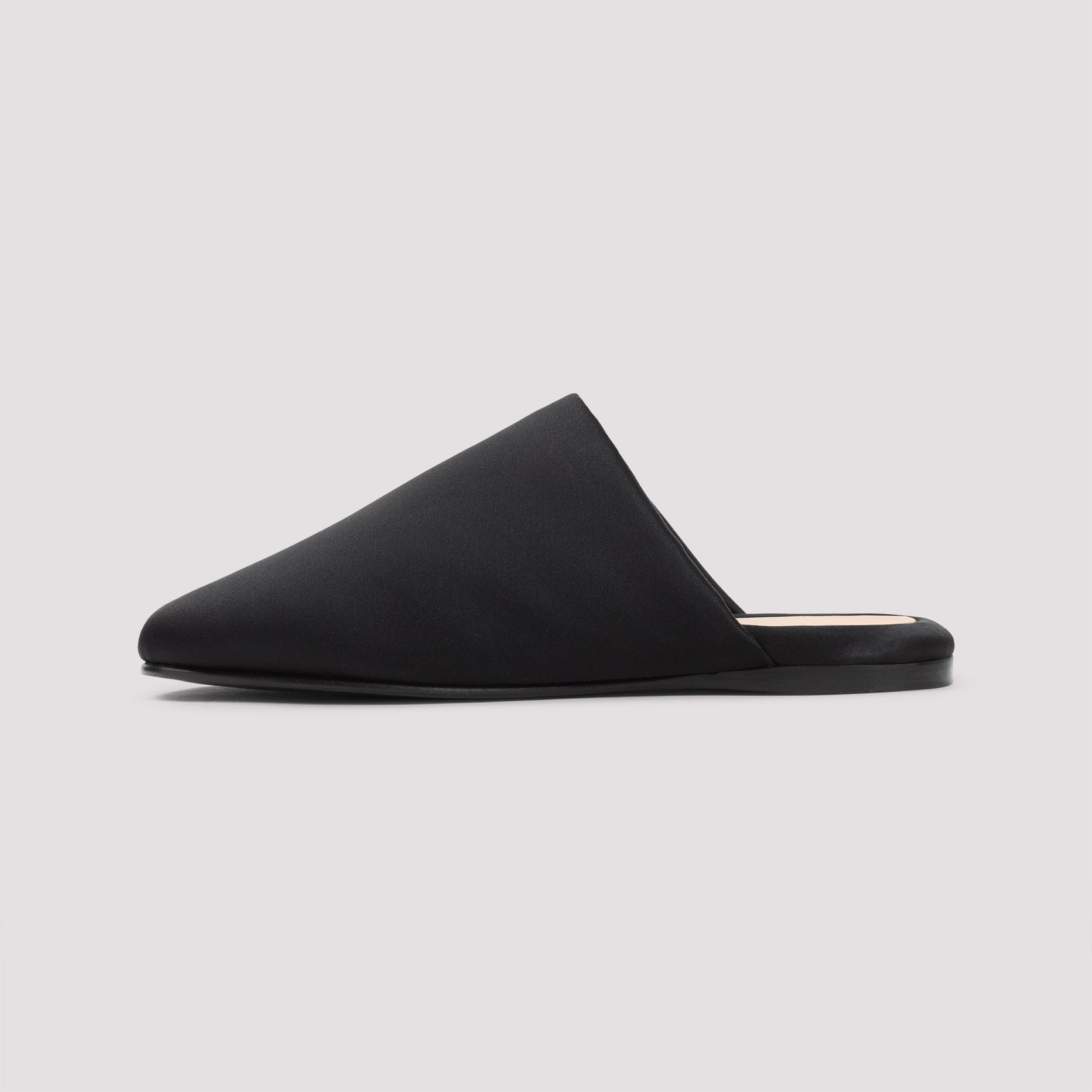 SE201 Shoes Slippers