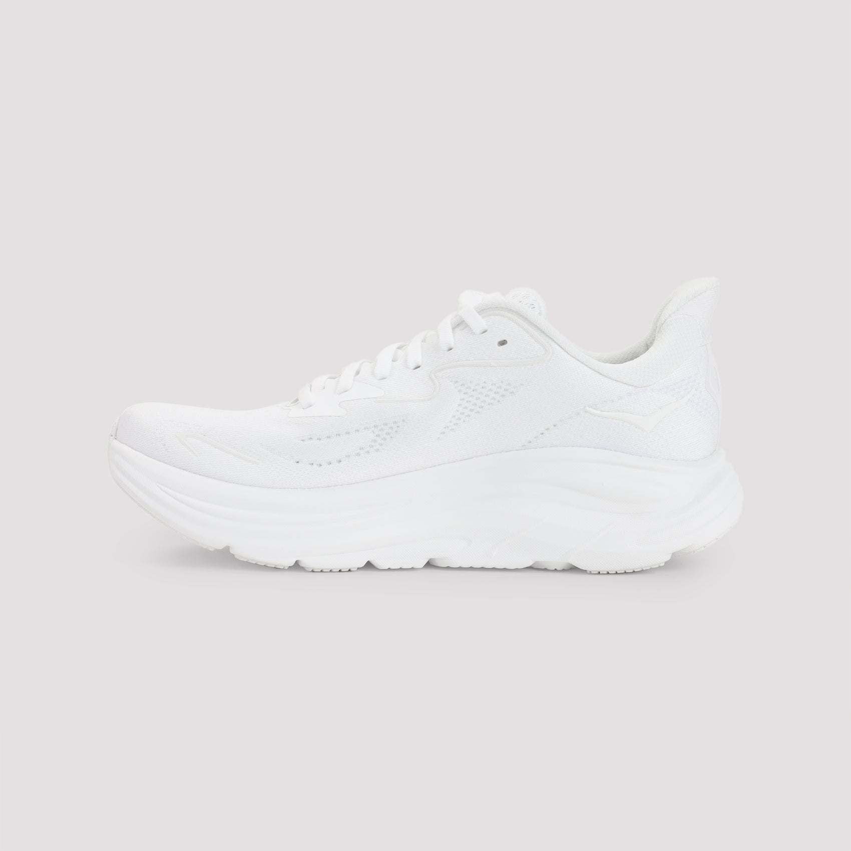 Clifton 10 Sneakers