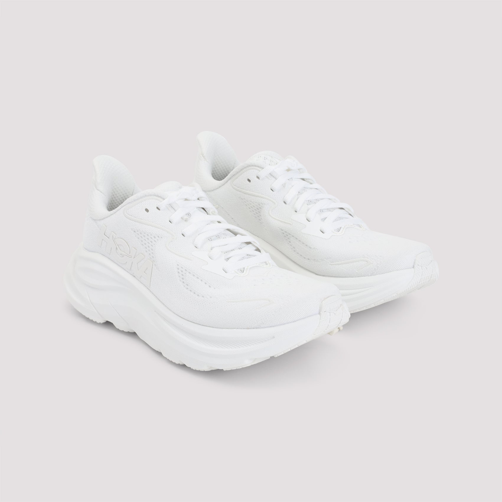 Clifton 10 Sneakers