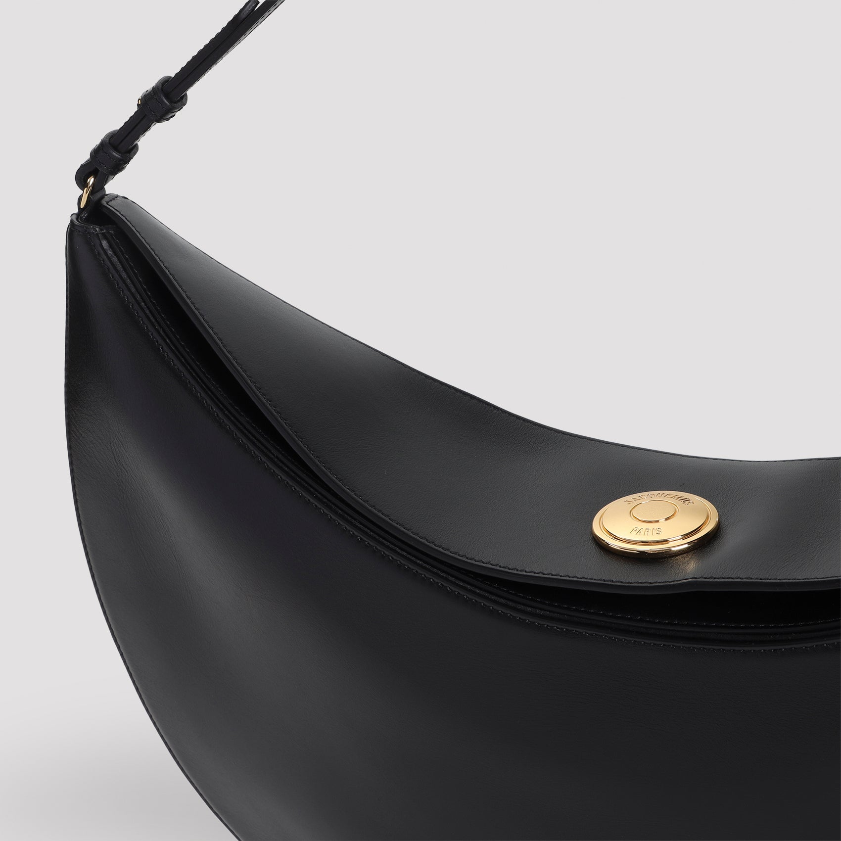 Le Calisso Rond Handbag