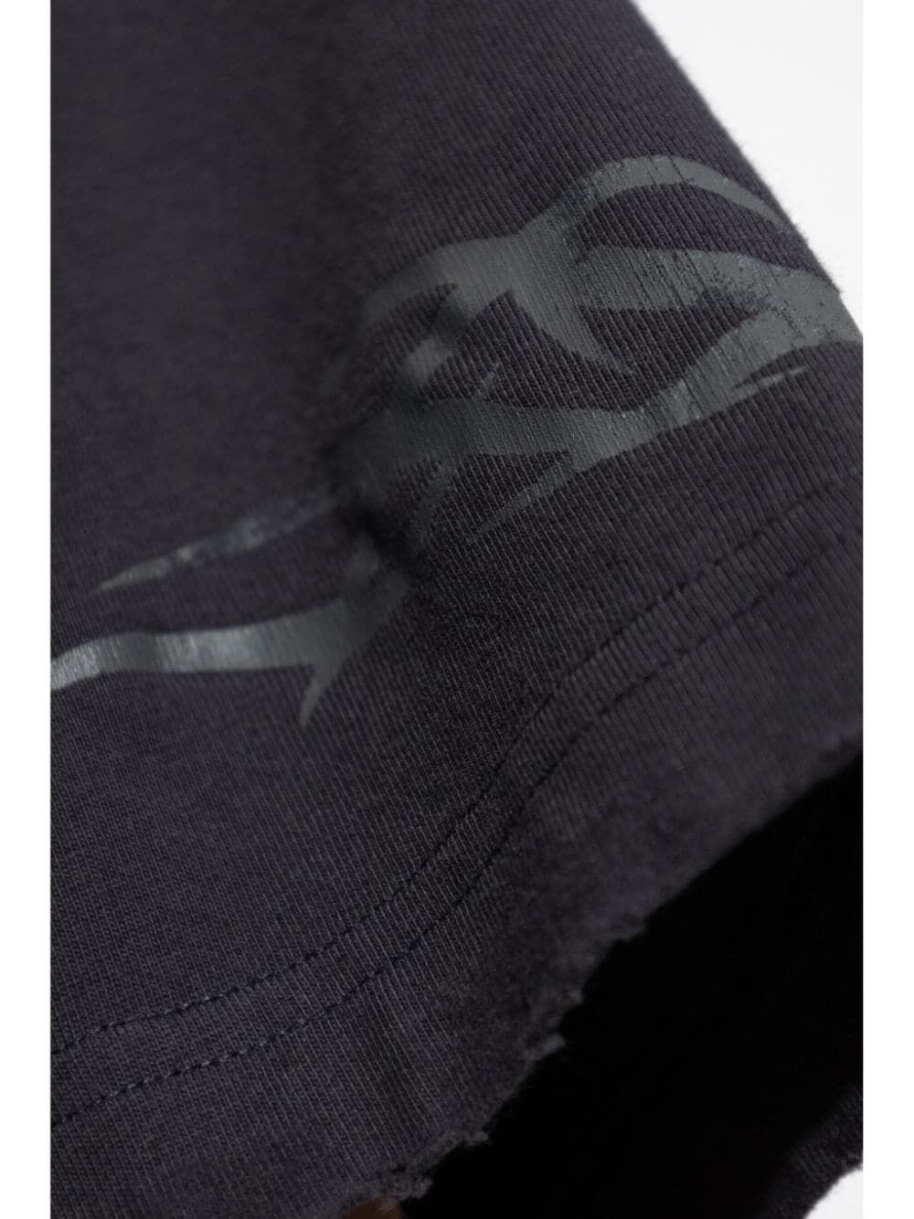 MEDIUM FIT PRINTED LOGO T-SHIRT