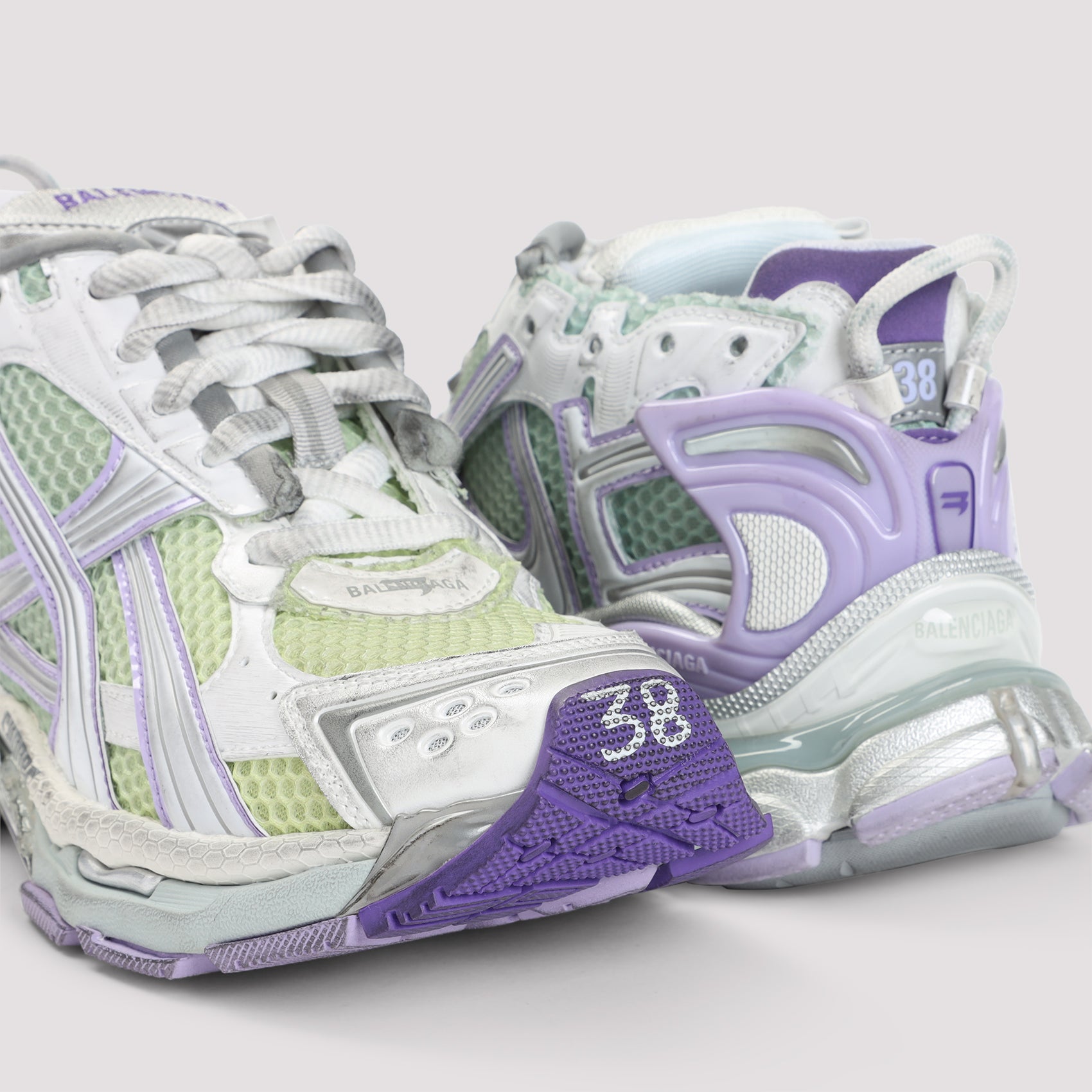 Runner Sneakers