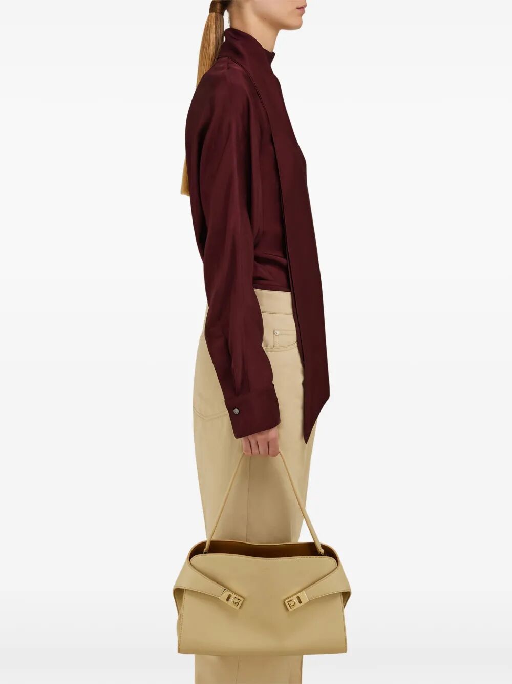 HUG SOFT MEDIUM BICOLOR SHOULDER BAG
