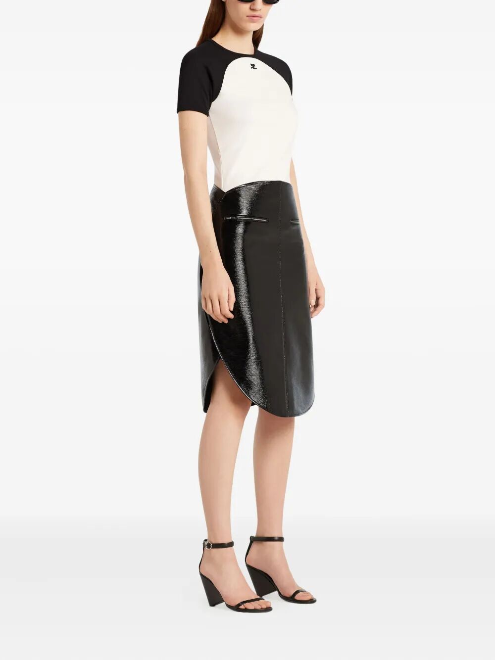 CIRCLE CONTRAST TEE