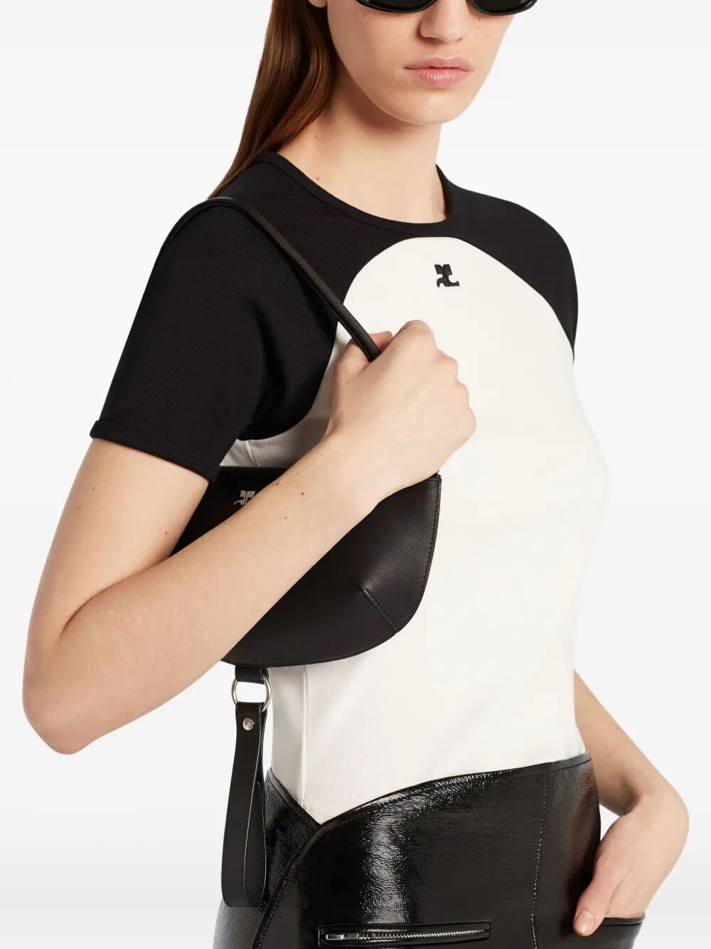 CIRCLE CONTRAST TEE