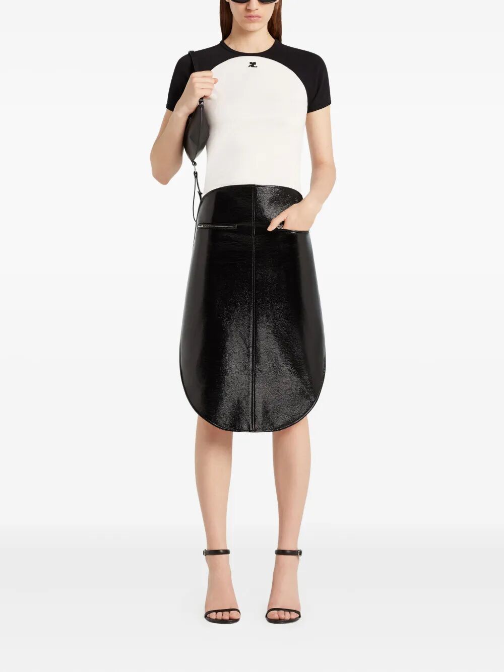 CIRCLE CONTRAST TEE