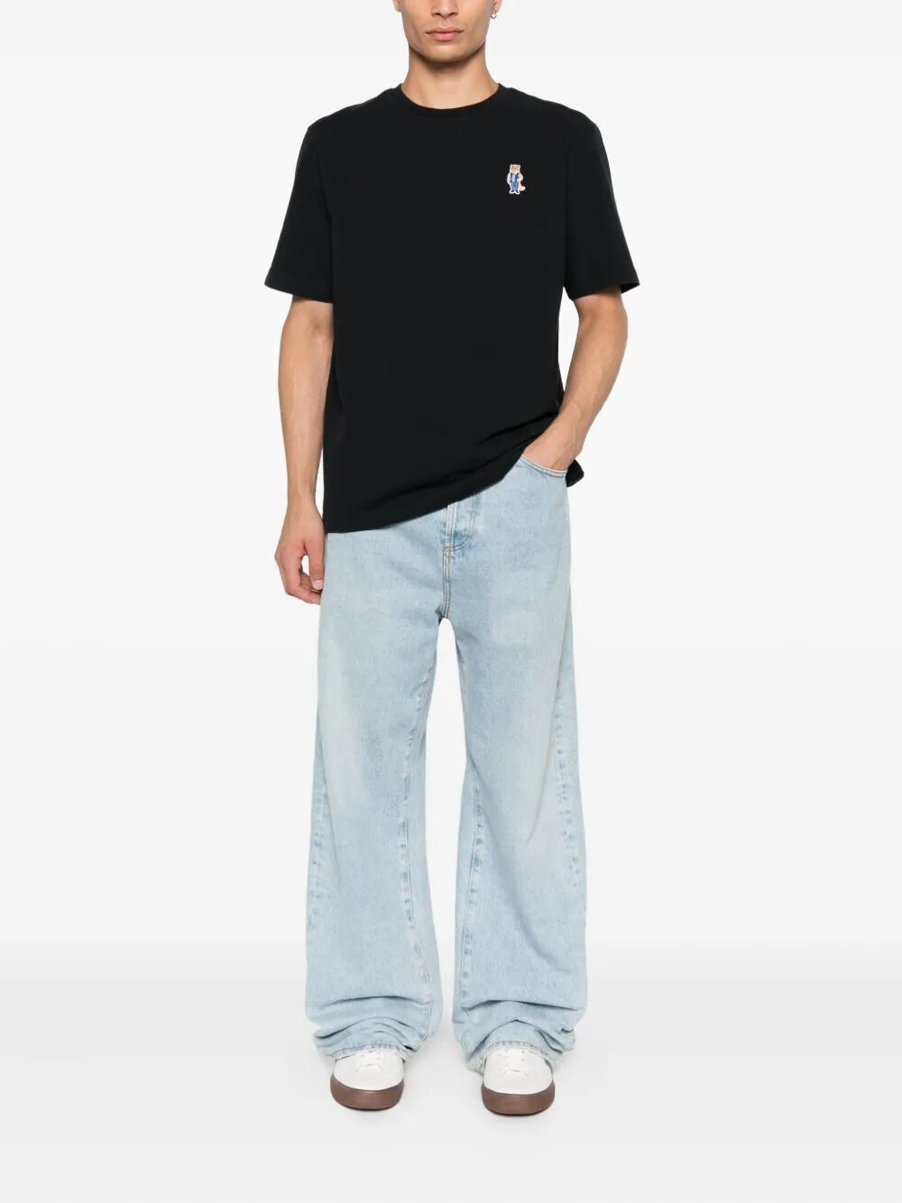 DRESSED FOX COMFORT T-SHIRT