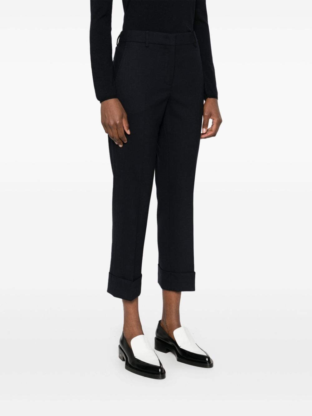 PANTALONI AFFUSOLATI IN LANA