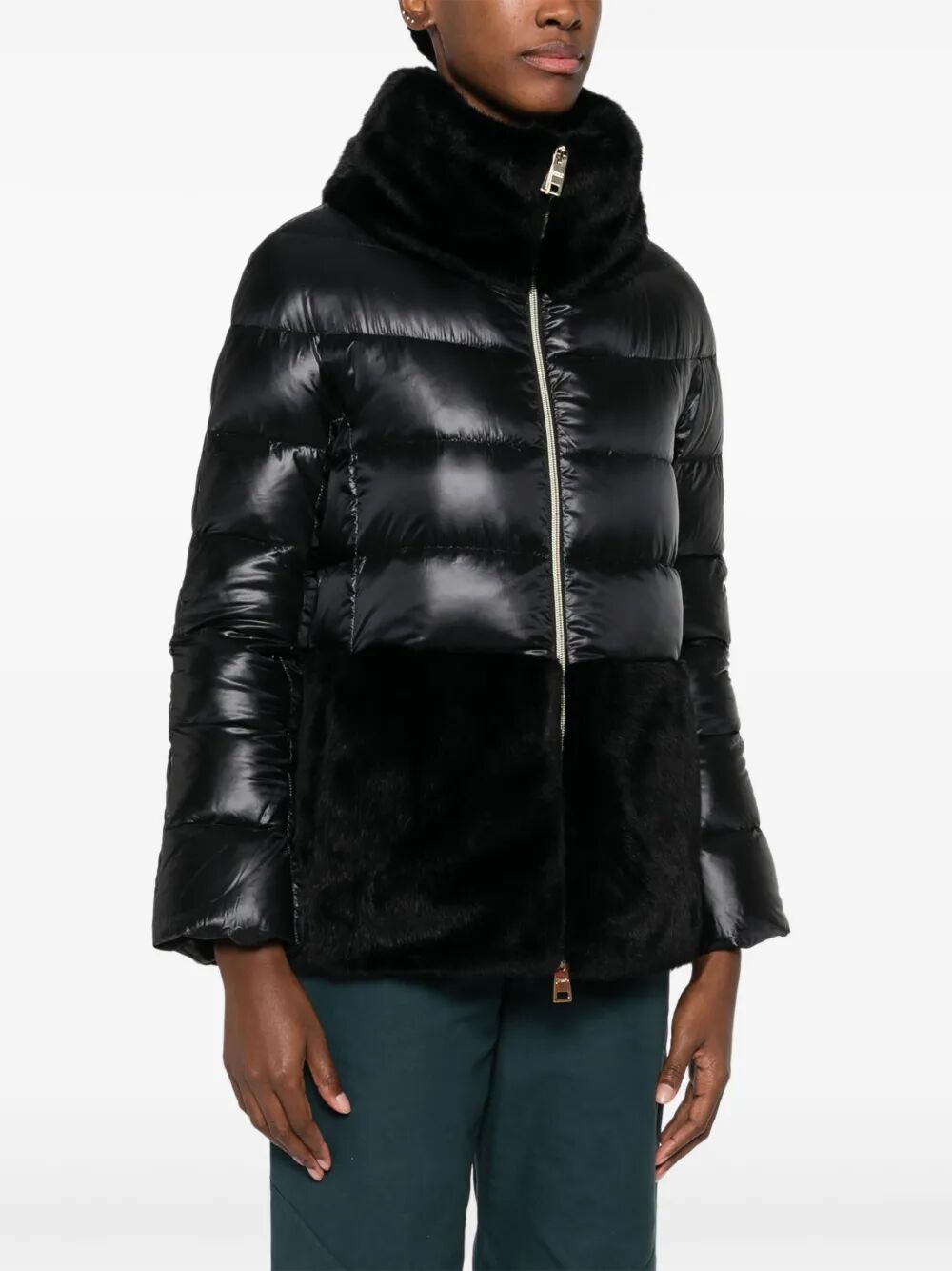 ULTRALIGHT NYLON AND LADY ALTERNATIVE FUR CAPE