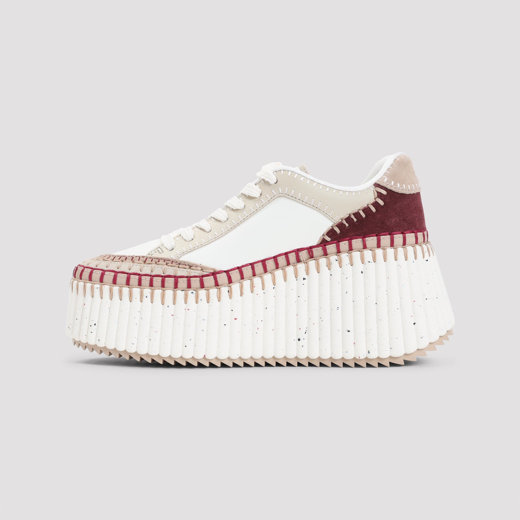Nama Sneakers