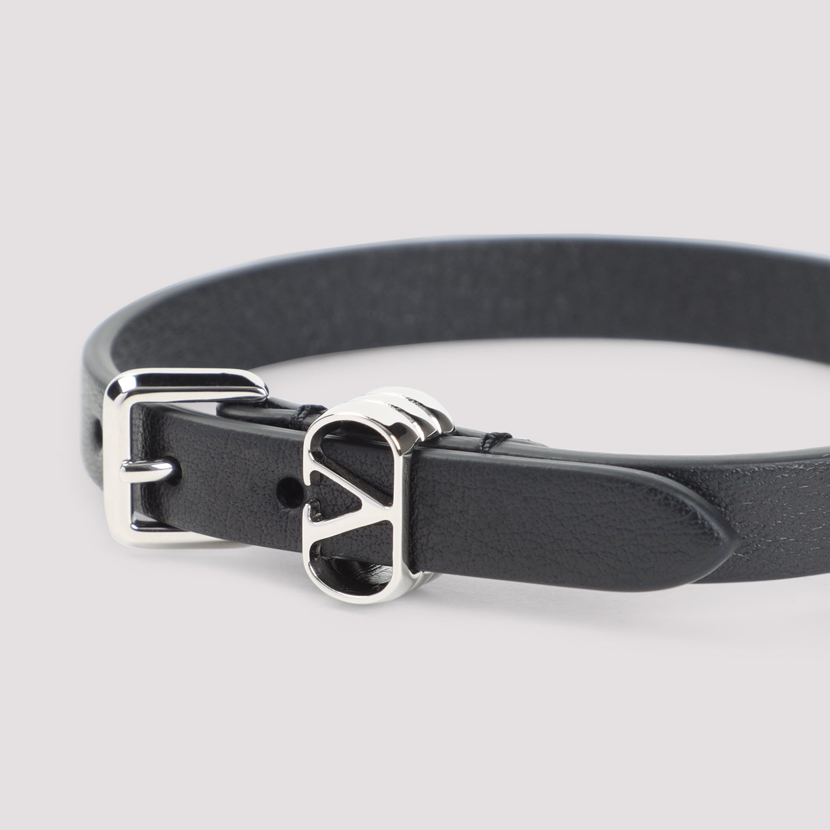 Ovalette Leather Bracelet