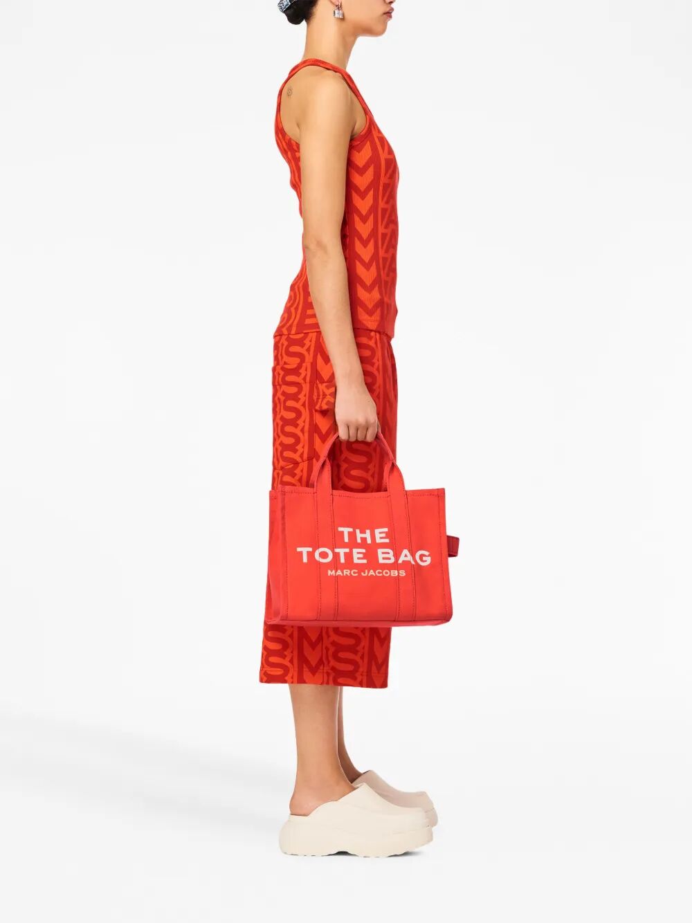 THE CANVAS MEDIUM TOTE BAG