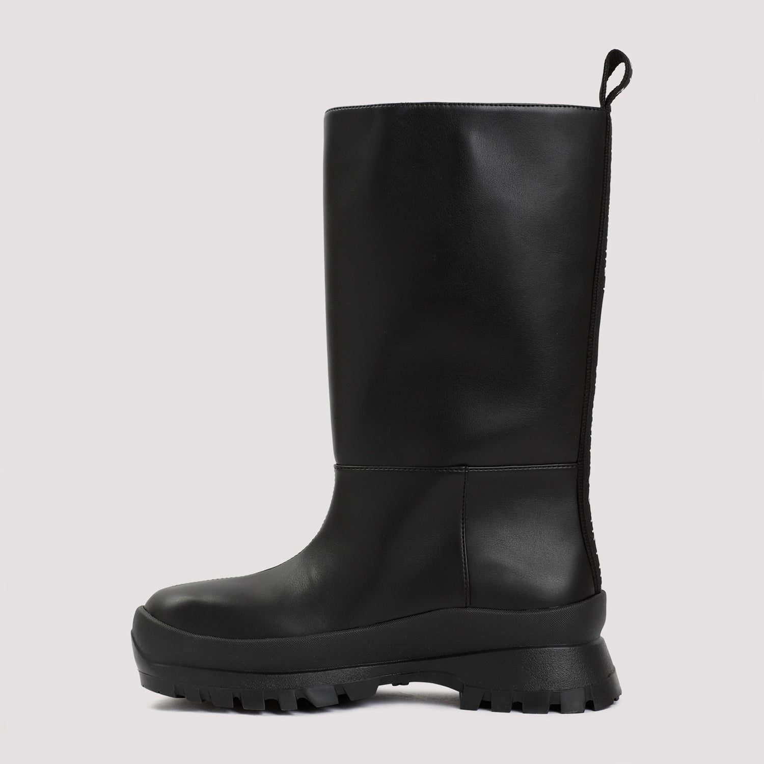 Trace Boots