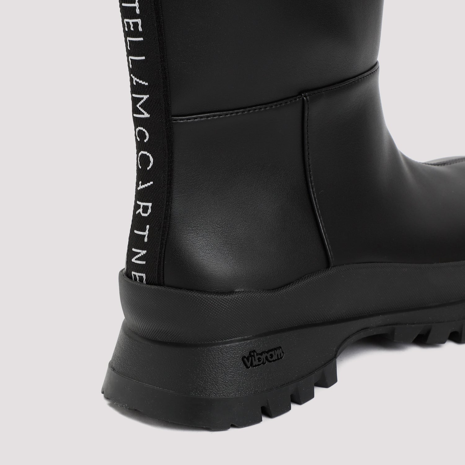 Trace Boots