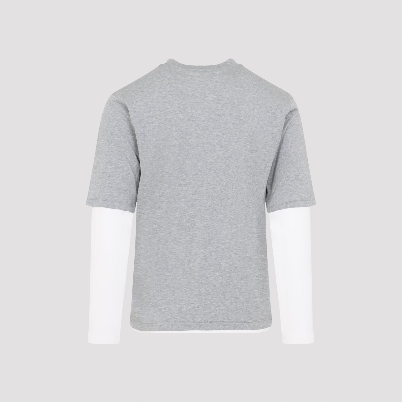 Long-sleeved T-shirt