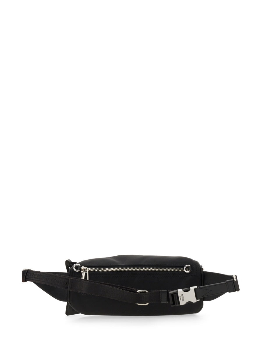 POUCH WITH LOGO