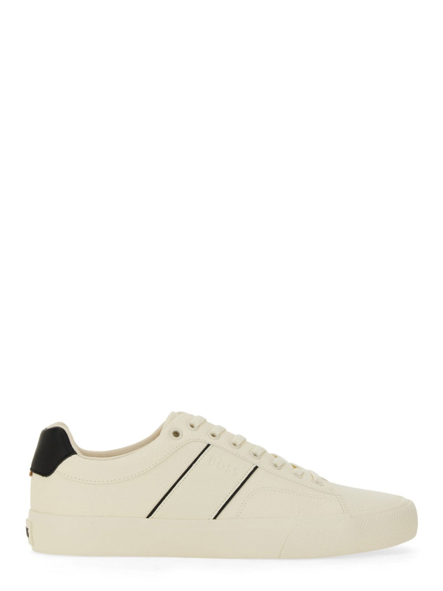 LEATHER SNEAKER