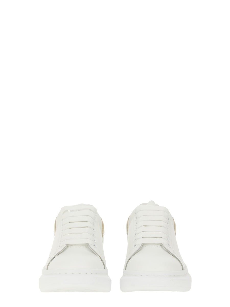 LEATHER SNEAKER