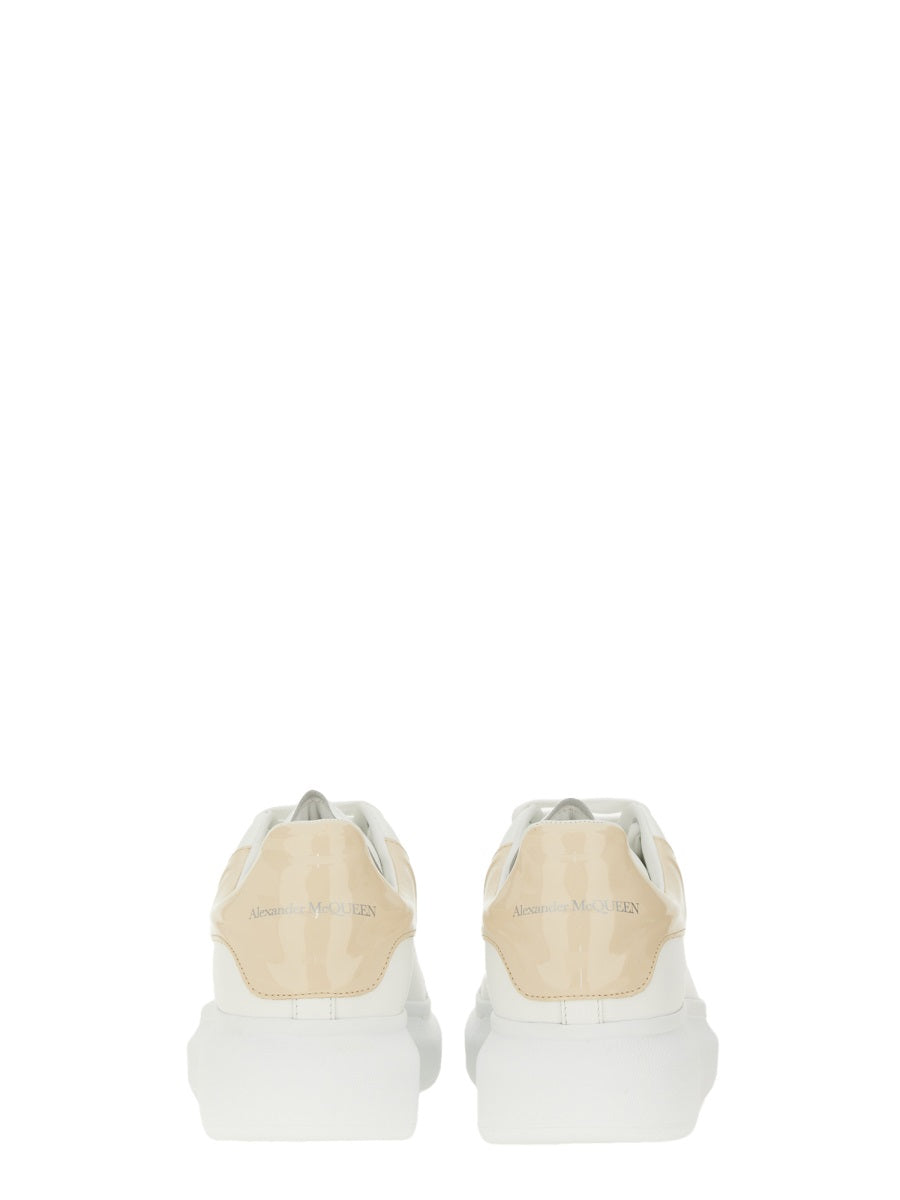 LEATHER SNEAKER