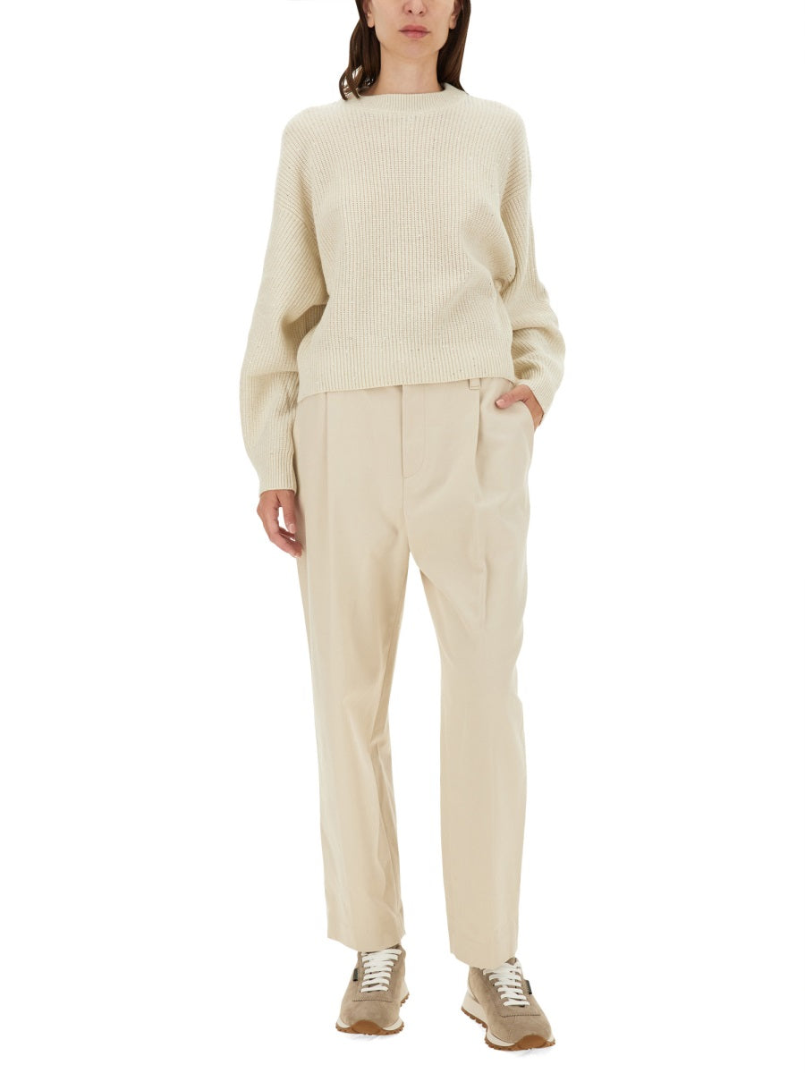 CROPPED FIT PANTS