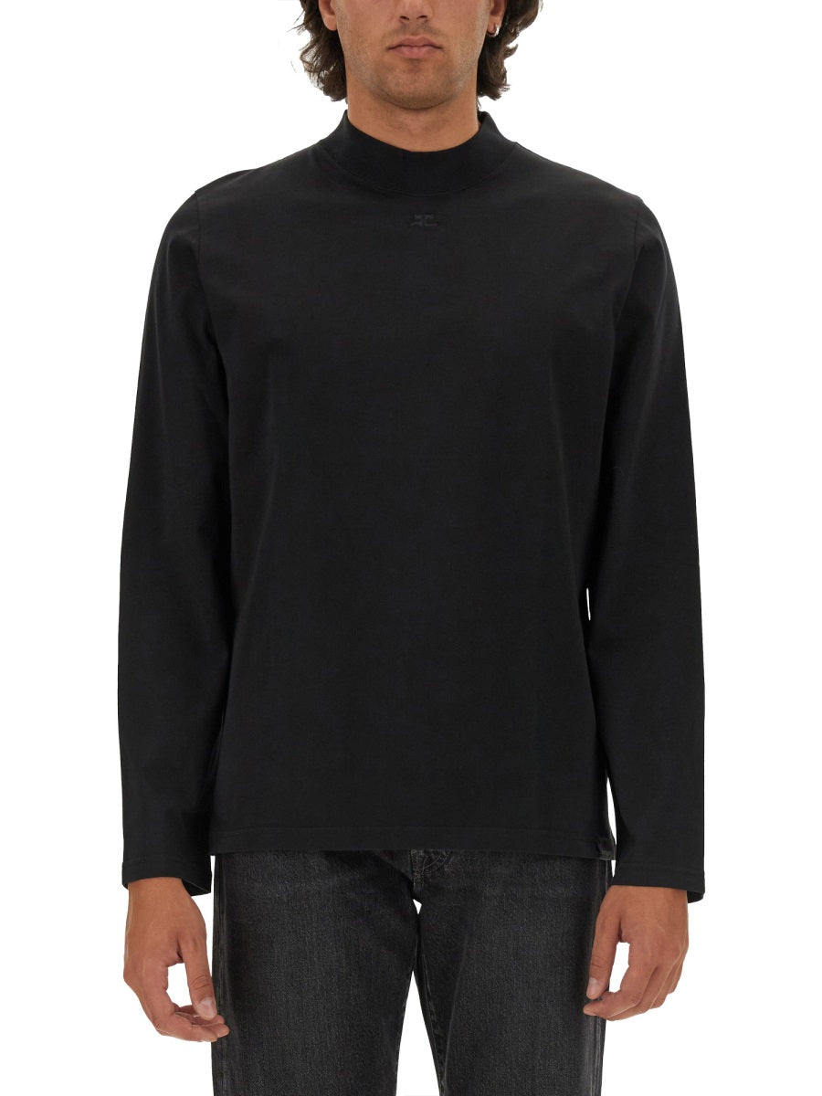 T-SHIRT WITH LOGO
