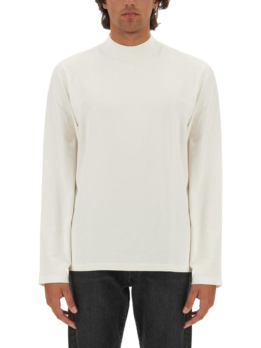 T-SHIRT WITH LOGO